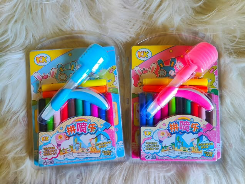 Blow Air Brush Colors with blower