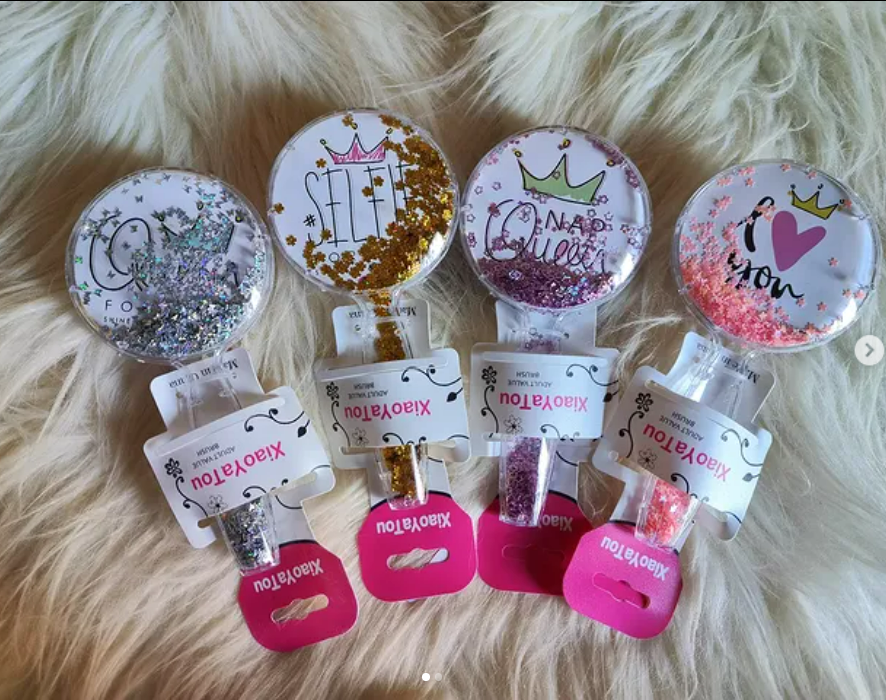 Super Classy Queen Glitter Combs